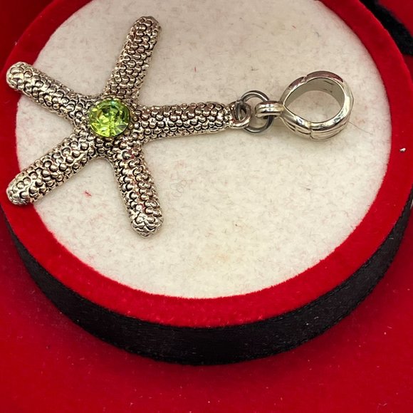 Inlaid Green Rhinestone Realistic Starfish Pendant! - Picture 5 of 8